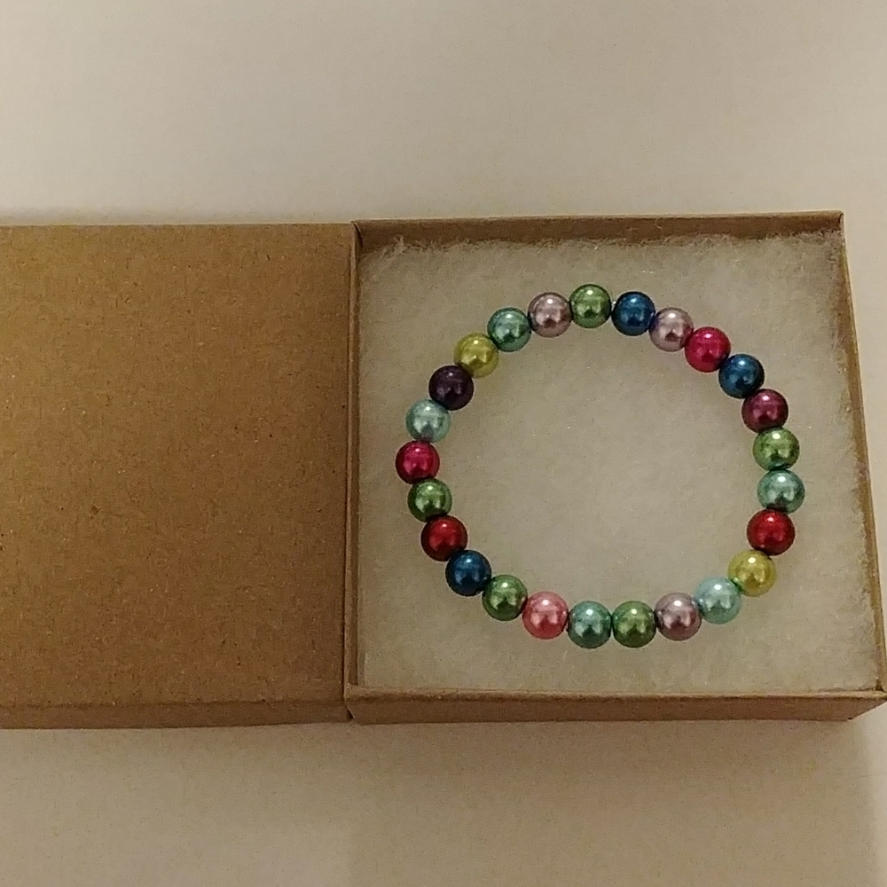 Multi Rainbow Pearl Bracelet - Picture 5 of 8